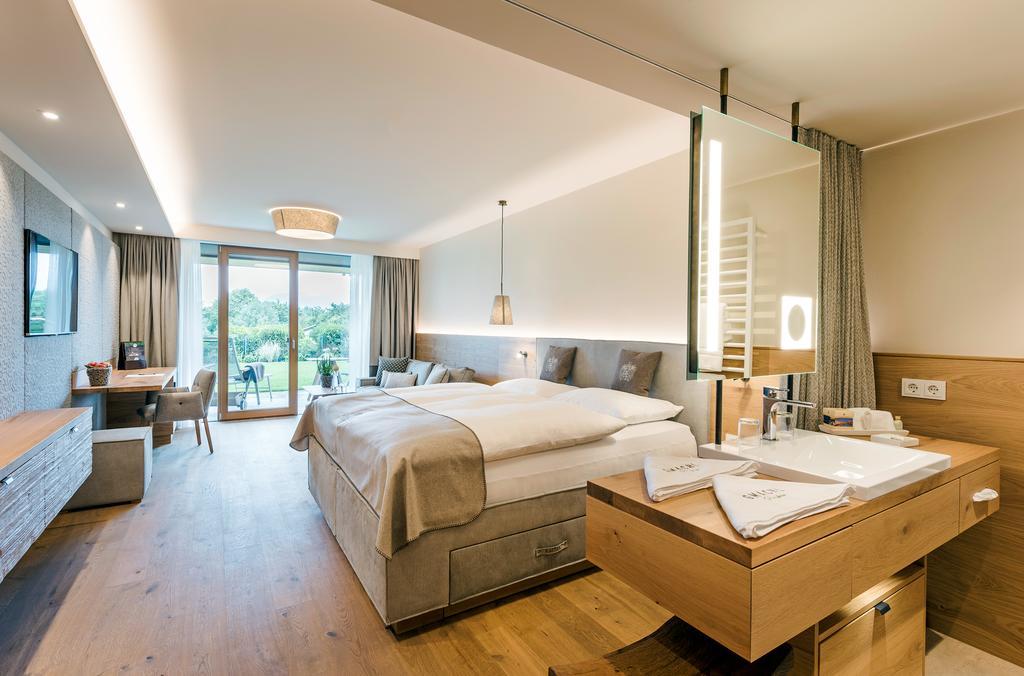 Genussdorf Gmachl - Hotel & Spa Bergheim Exteriör bild